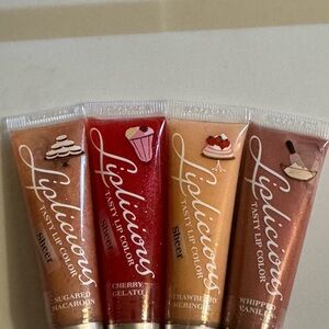 Rare liplicious lip gloss